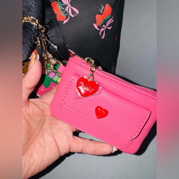 Juicy Couture Strawberry Festival Tote BNWT - Picture 4 of 10